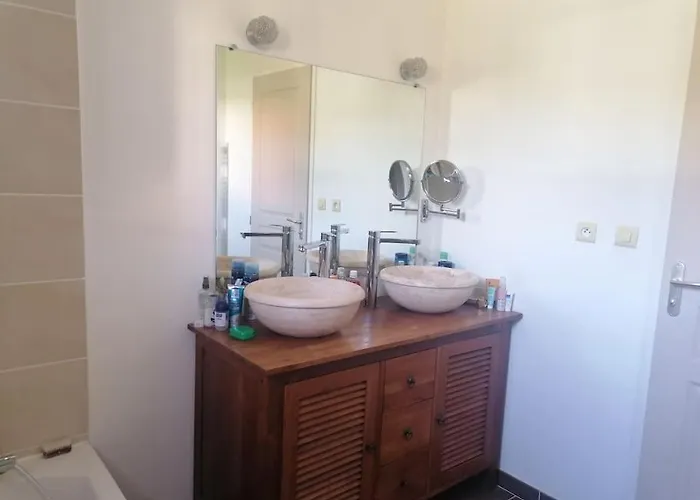 Jolie Avec Piscine Juvignac